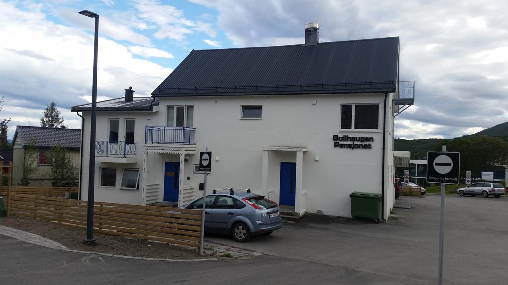 Gullhaugen Pensjonat Harstad Esterno foto